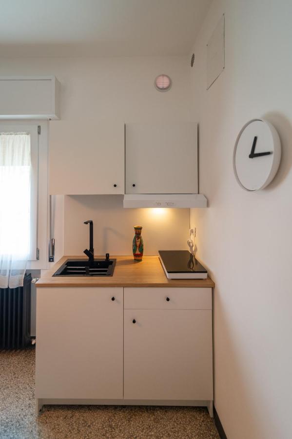 Ca Glera - Vintage Design Apartment Revine Lago Bagian luar foto