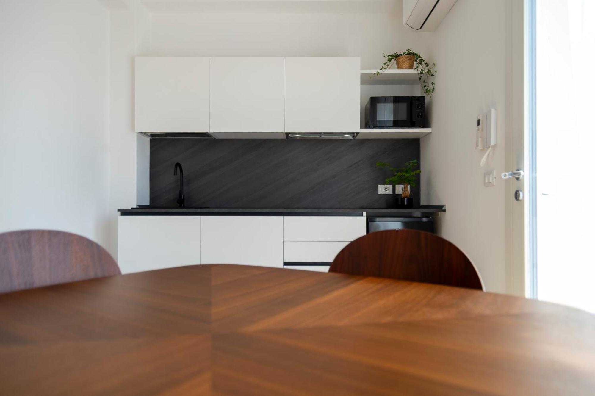 Ca Glera - Vintage Design Apartment Revine Lago Bagian luar foto