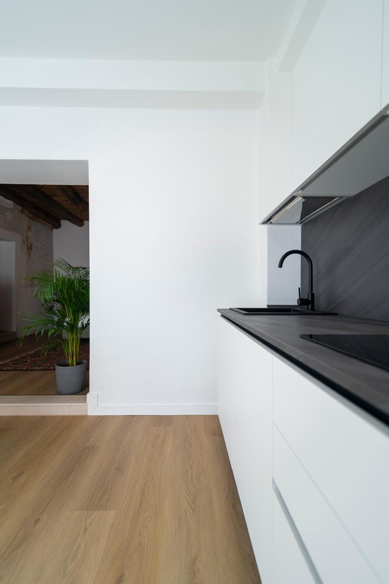 Ca Glera - Vintage Design Apartment Revine Lago Bagian luar foto