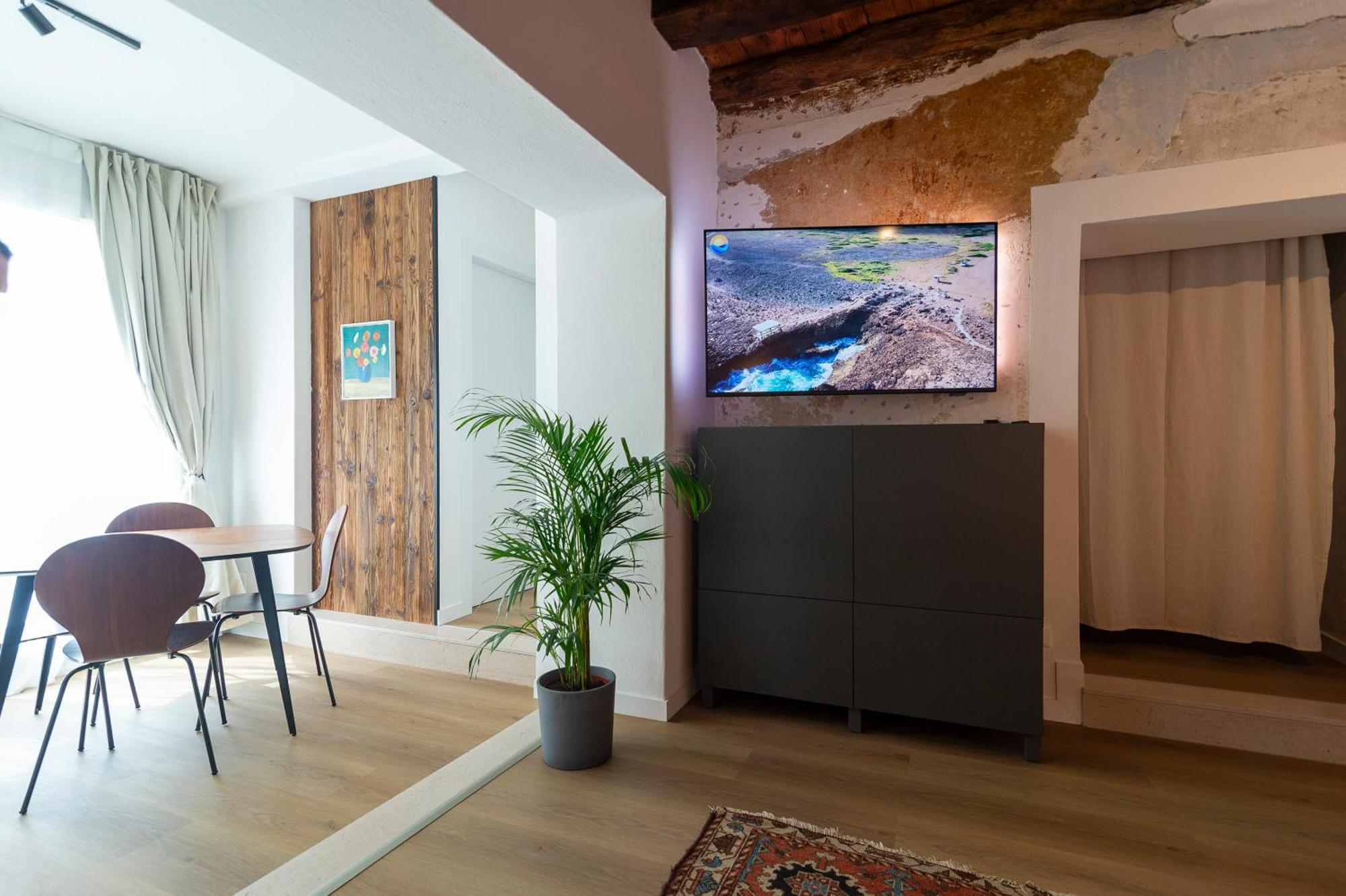 Ca Glera - Vintage Design Apartment Revine Lago Bagian luar foto